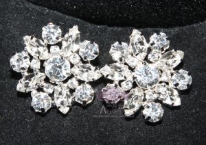 LOT OF 10 CLEAR RHINESTONE CRYSTAL SILVER FLORAL WEDDING BRIDAL CRAFT BUTTONS