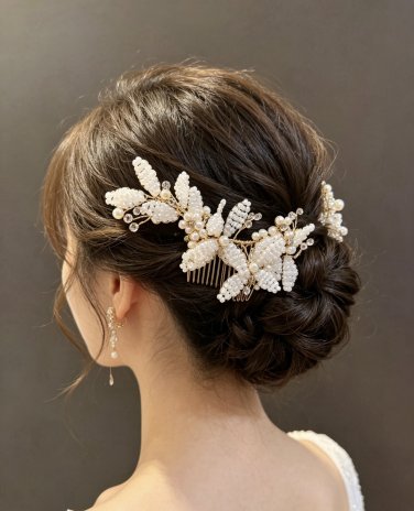 Wedding Hair Comb Handmade Faux Pearl & Crystal Floral Hair Comb