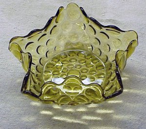 Amber Star-shaped Candy Dish - Memory Lane Collectibles