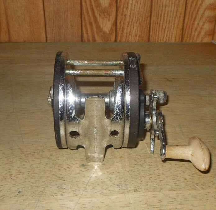OCEAN CITY BAY CITY FISHING REEL 250 SALTWATER DEEP SEA MADE IN USA