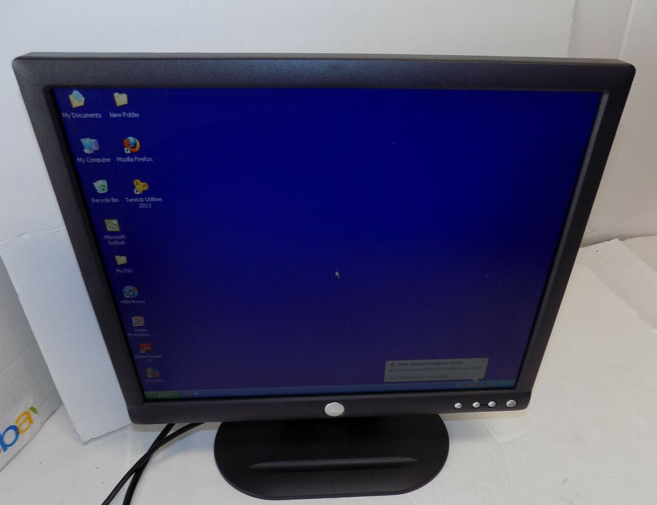Dell E193FP 19 inch Computer Monitor 19" 1280x1024 with Cables