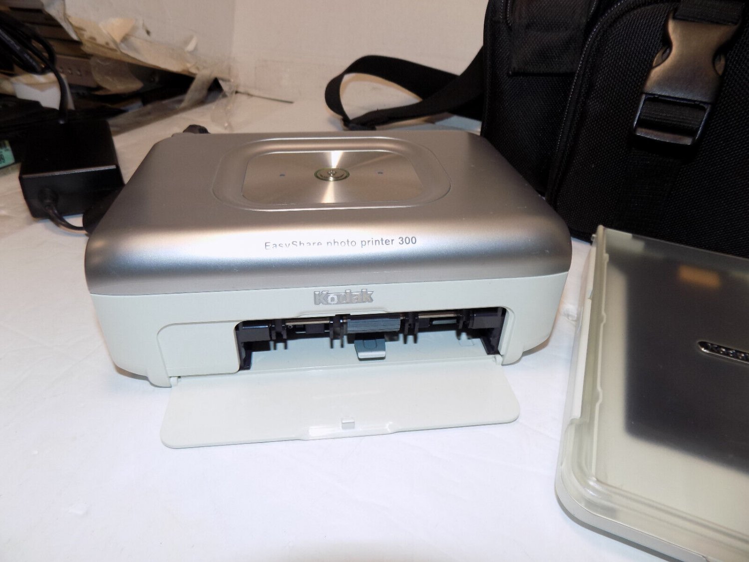 Kodak EasyShare Printer Dock Series Photo Printer 300 with Bag and Accessories