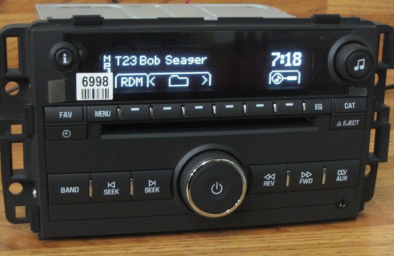 2007 saturn redline radio aux input