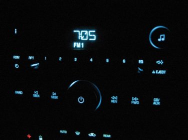 NEW UNLOCKED OEM 2008-2014 GMC Chevy Express CD Radio AUX 3.5 MP3 input