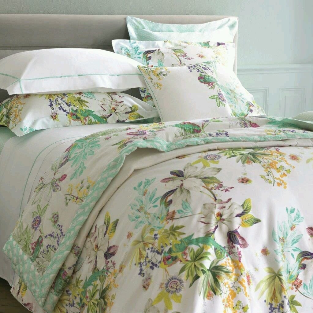 Yves Delorme Ailleurs Queen Fitted Sheet 100 Cotton White Glace Blue