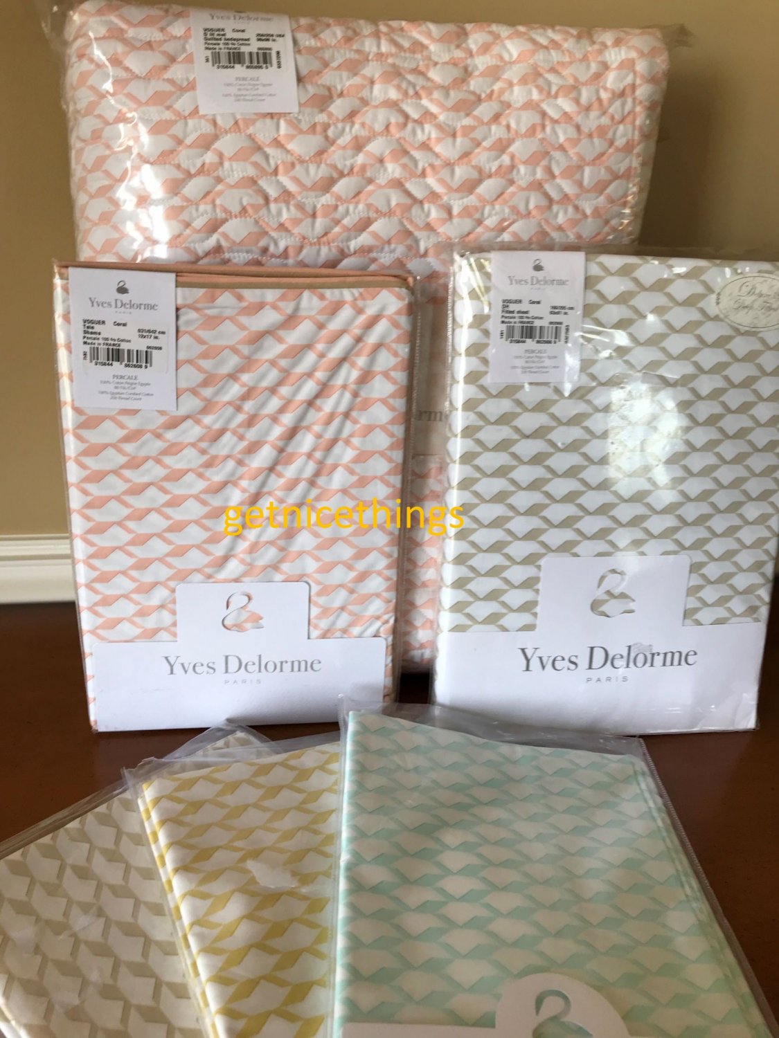 Yves Delorme Voguer Menthe Queen Fitted Sheet White Yellow Gold Graphic Cotton Percale New