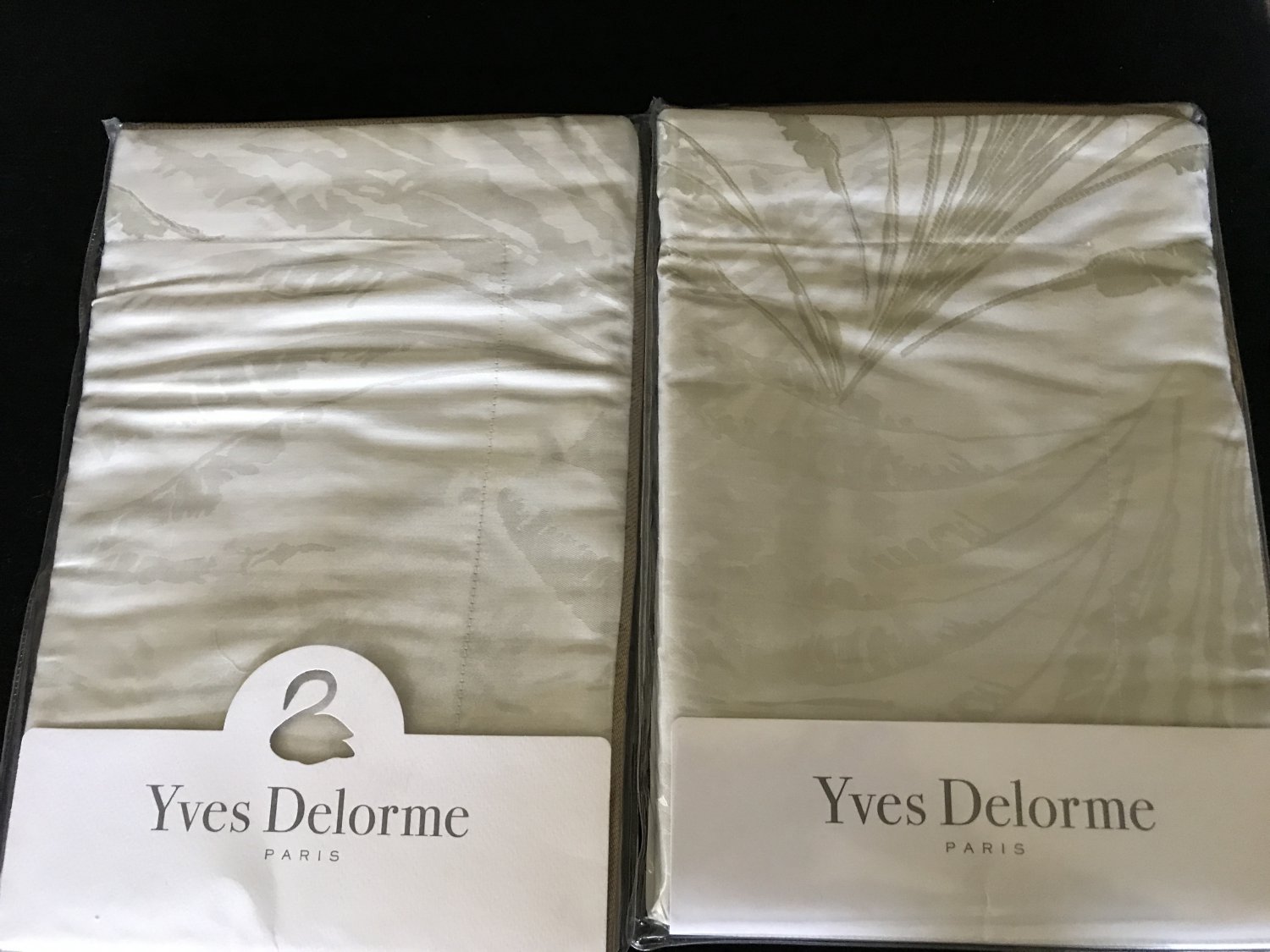 835 Yves Delorme King Duvet Cover Shams 3PC Set Palmea Sage Damask