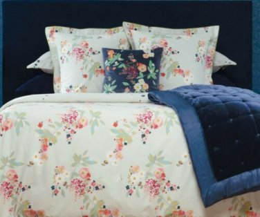 New Pair (2) Yves Delorme Boudoir Collection Standard Shams Cases Neutral Navy Blue Floral Cotton