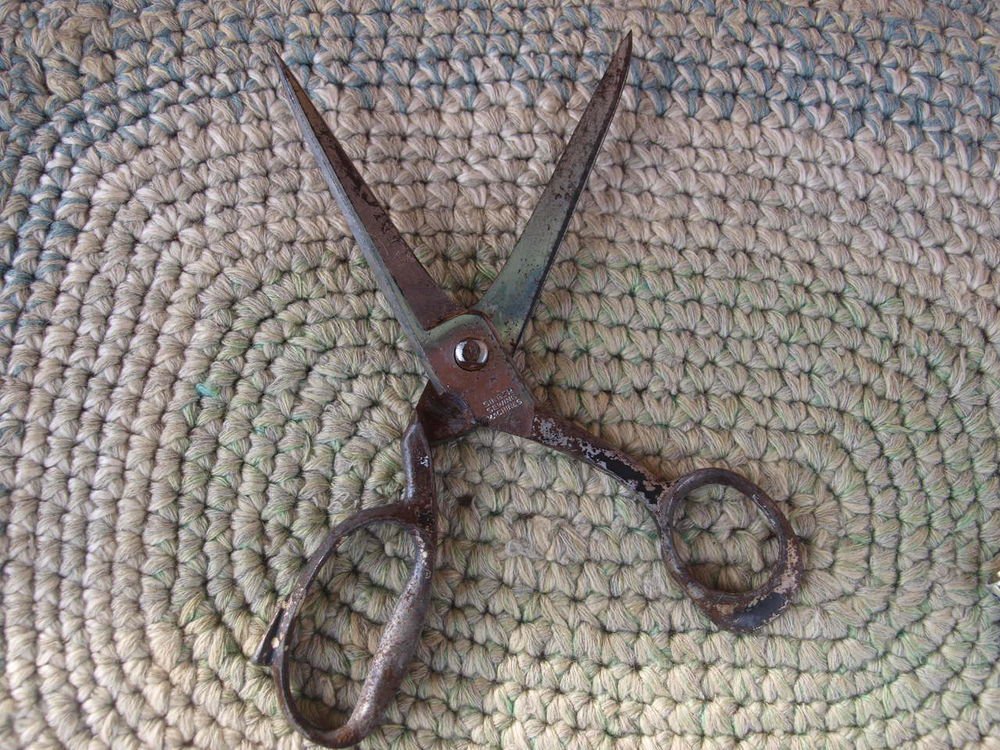  RARE ANTIQUE ORIGINAL SINGER SEWING SCISSORS