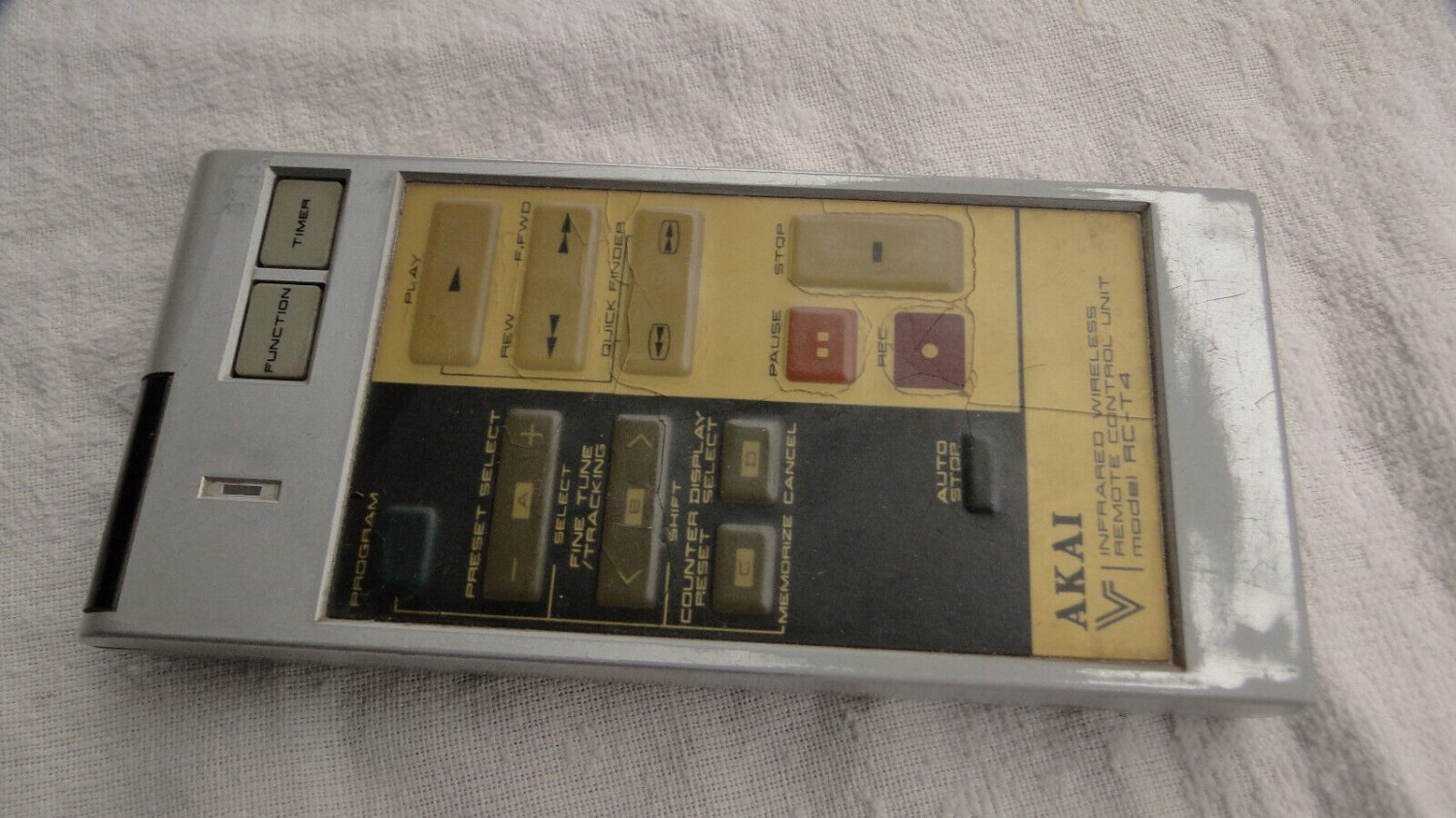 Vintage AKAI VCR remote control RC T4 v remote control