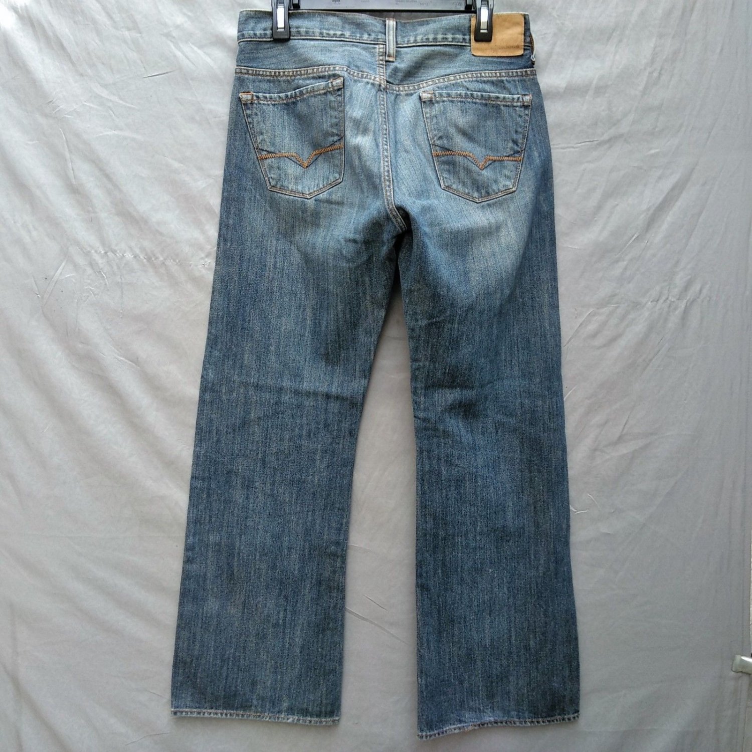 Guess BootCut Relaxed Fit Mens Jeans Size 31 x 30 Distressed Wash