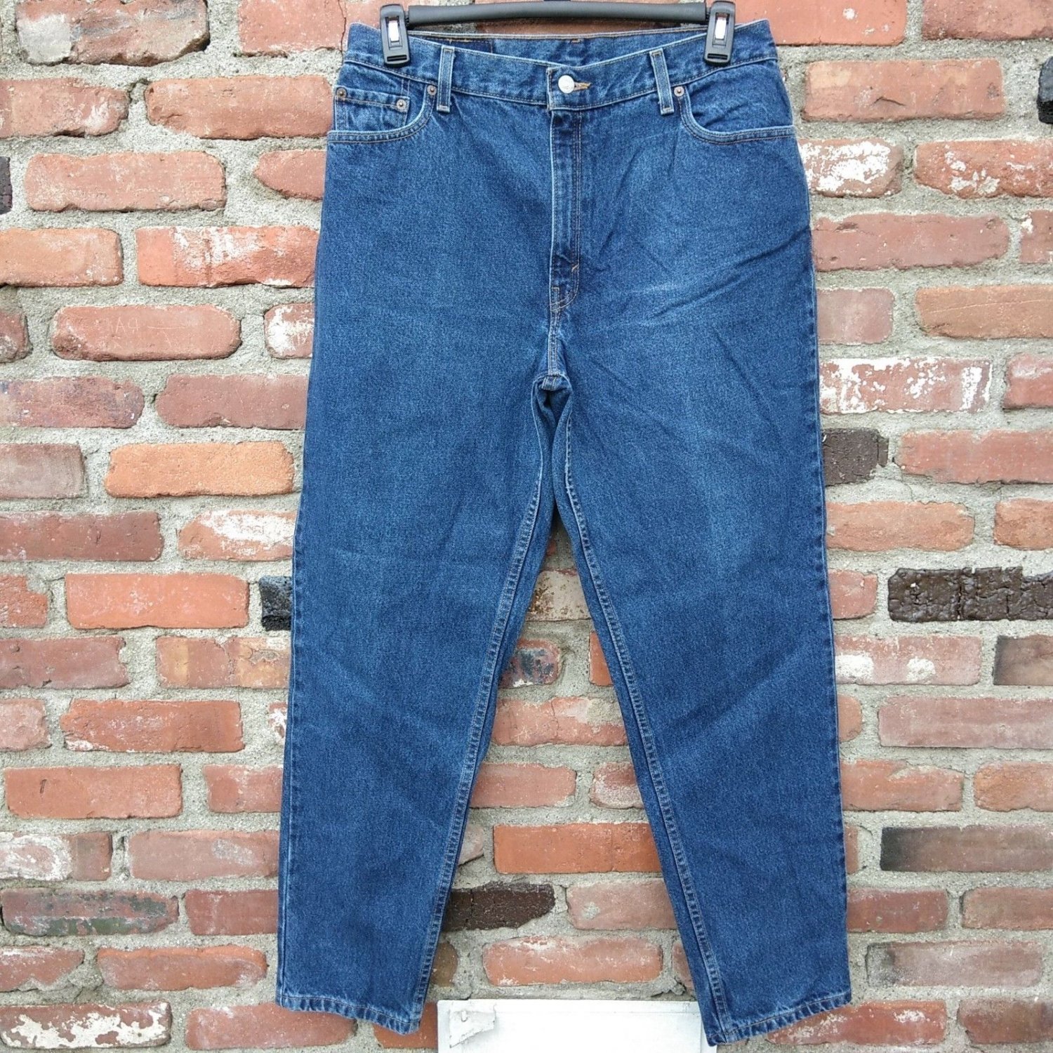 Vintage Levi's 550 Relaxed Fit Tapered Leg High Waist Women's Jeans