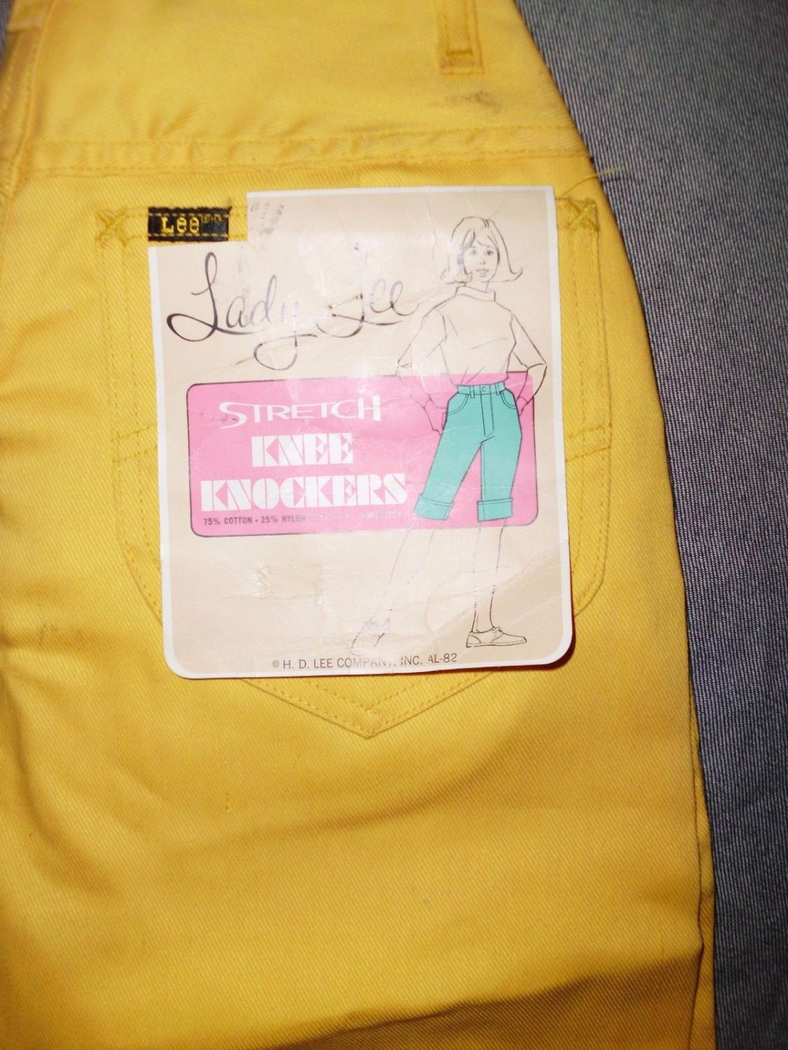 Vintage LADY LEE Stretch KNEE KNOCKERS Sanforized Size 23. HIGH WAIST