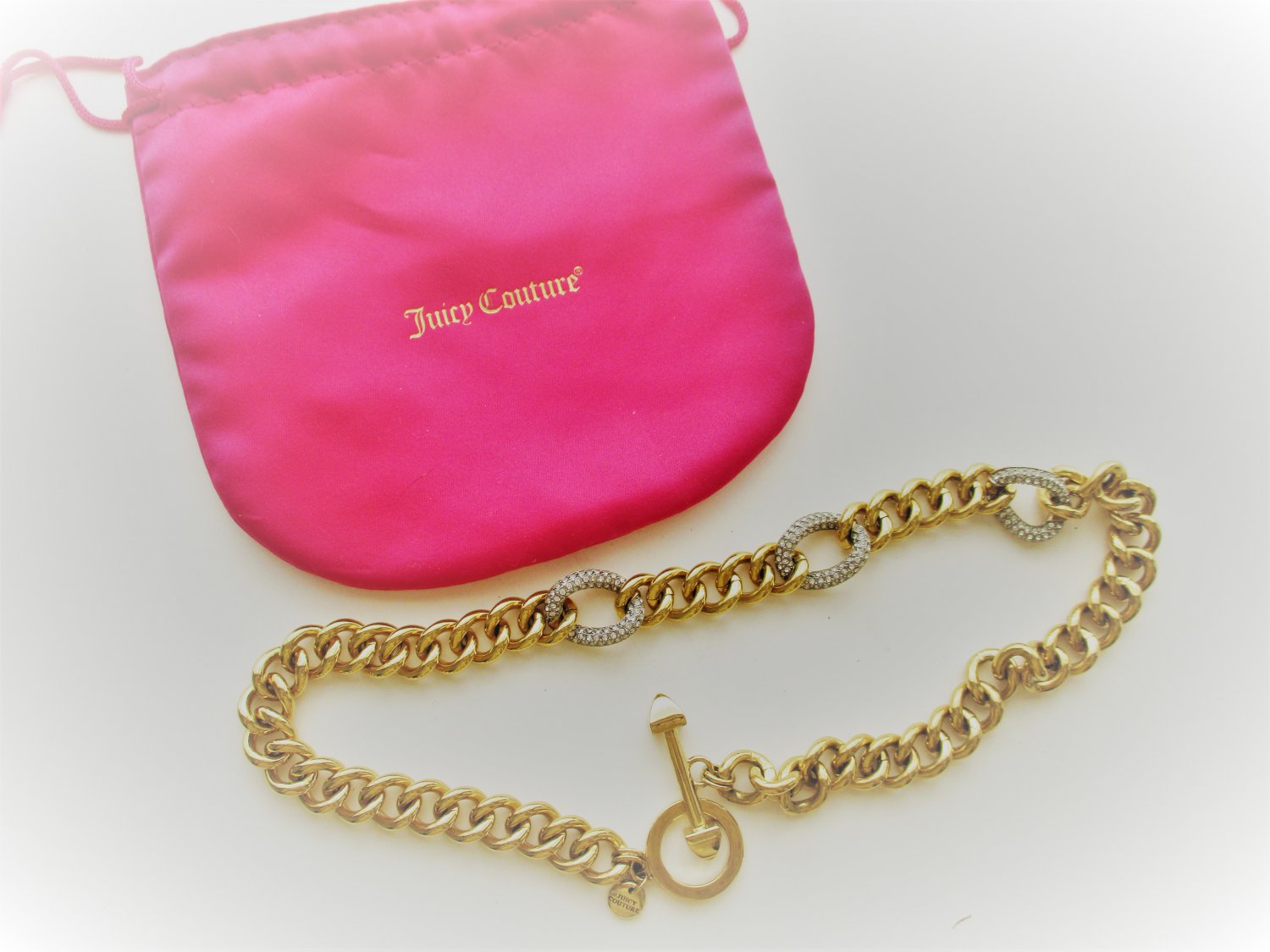 Juicy Couture Pave Rhinestone Gold Tone Chain Link Necklace Pouch