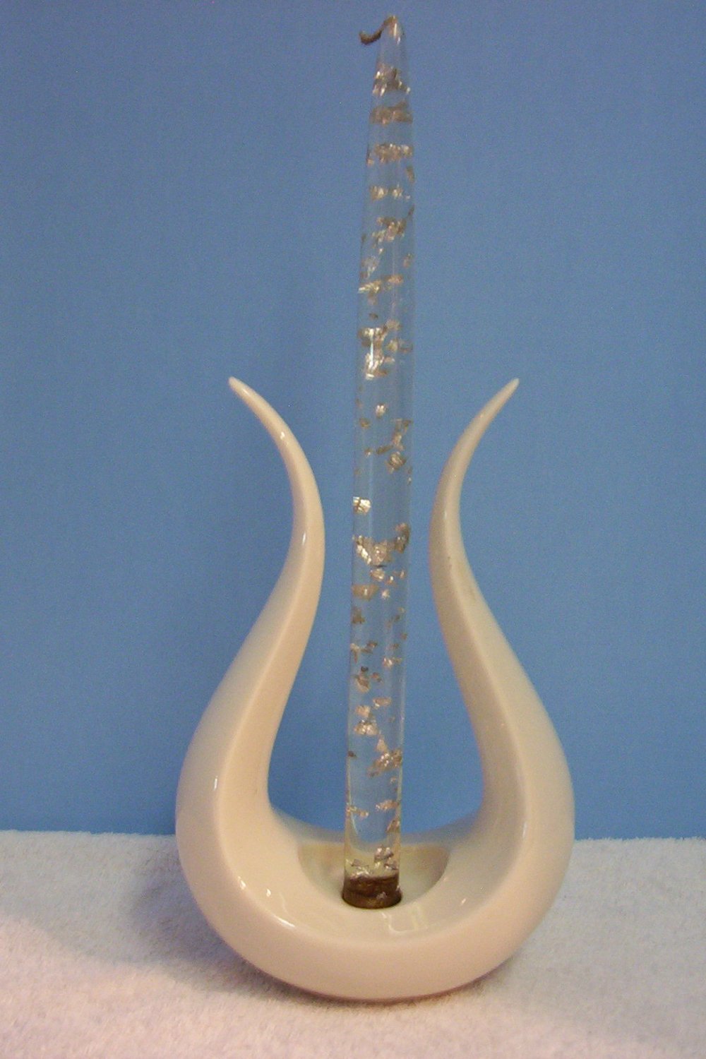 Vintage mid century modern Lenox candle holder & lucite candlestick 137