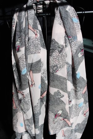 Silky glamorous print pattern