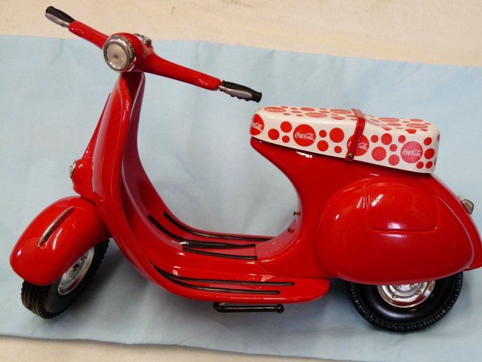 1995 Limited Edition Coca-Cola, Die Cast Metal Miniature Pedal Scooter