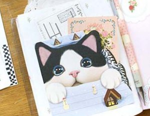 MM010 Lovely Cat - Black and White