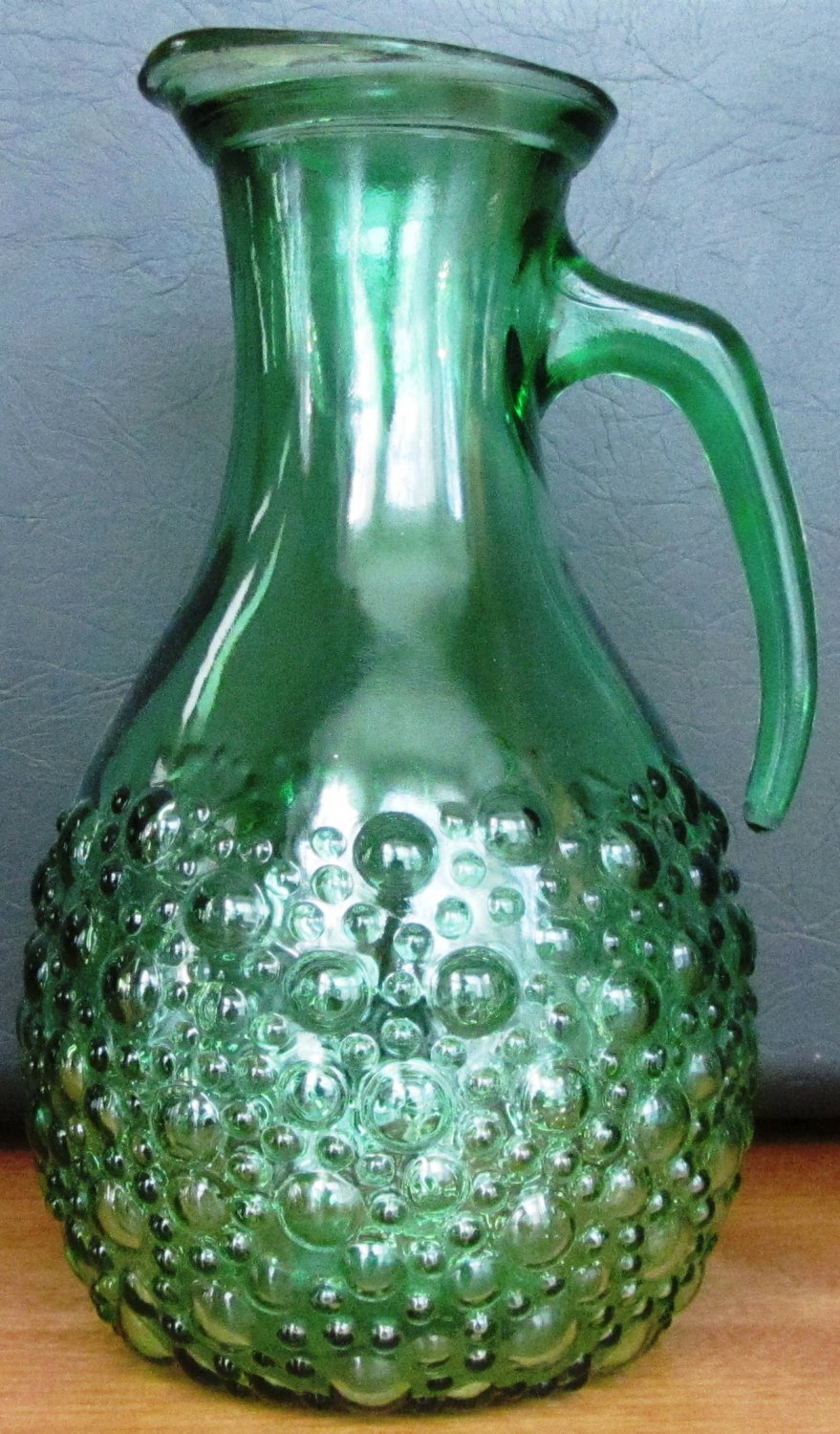 VINTAGE ANTIQUE GREEN DEPRESSION GLASS PITCHER BUBBLE DESIGN