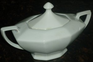 ANTIQUE WHITE PORCELAIN LIDDED SUGAL BOWL VICTORIA CZECHO-SLOVAKIA CRACKED BOHEM