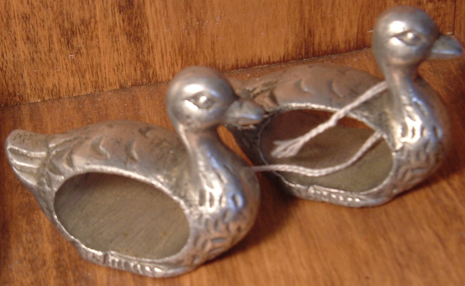 VINTAGE PEWTER DUCK SET OF 2 NAPKIN RINGS