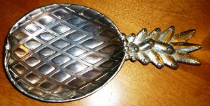 VINTAGE NO TARNISH SILVERPLATED DISH PINEAPPLE SHAPED ELEONORE MADE IN JAPAN