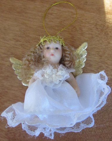 CHARMING CHRISTMAS TREE PORCELAIN  2" ANGEL ORNAMENT VERY DETAILED