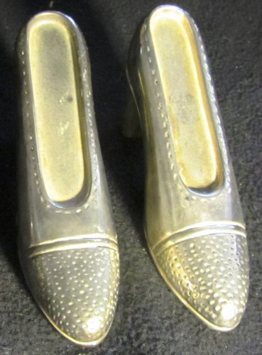 VINTAGE HIGH HEEL SHOES SALT & PEPPER SHAKERS BY GODINGER