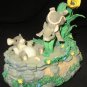 BEAUTIFUL CHARMING TAILS MICE ON A WATER SLIDE MUSIC BOX 'A WHOLE NEW WORLD'
