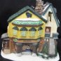 DEPARTMENT 56 CHARLES DICKENS HERITAGE COLLECTION THE GRAPES INN 1996 ORNAMENT