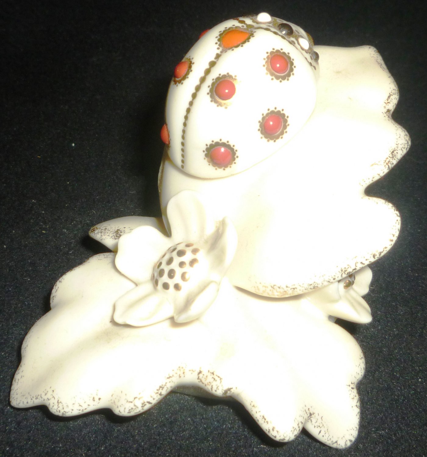 CHARMING LENOX PORCELAIN FIGURINE SECRET GARDEN COLLECTION LADYBUG