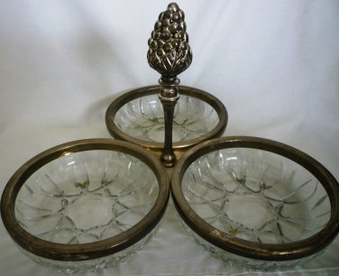VINTAGE LEAD CRYSTAL SILVERPLATED EDGE CENTER HANDLE COMPARTMENT DISH ITALY