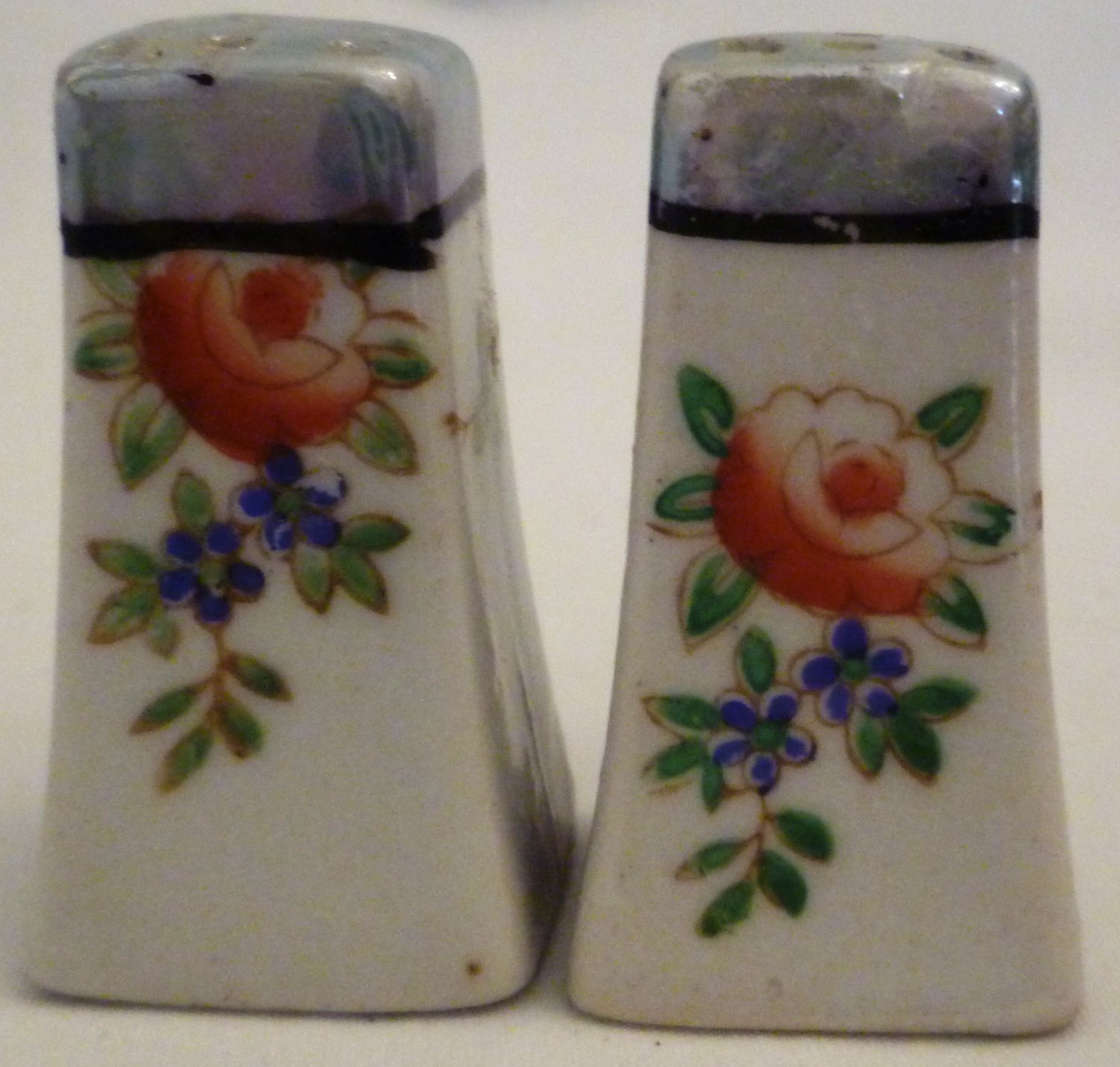 Vintage Porcelain Salt And Pepper Shakers Set Flower Design Japan