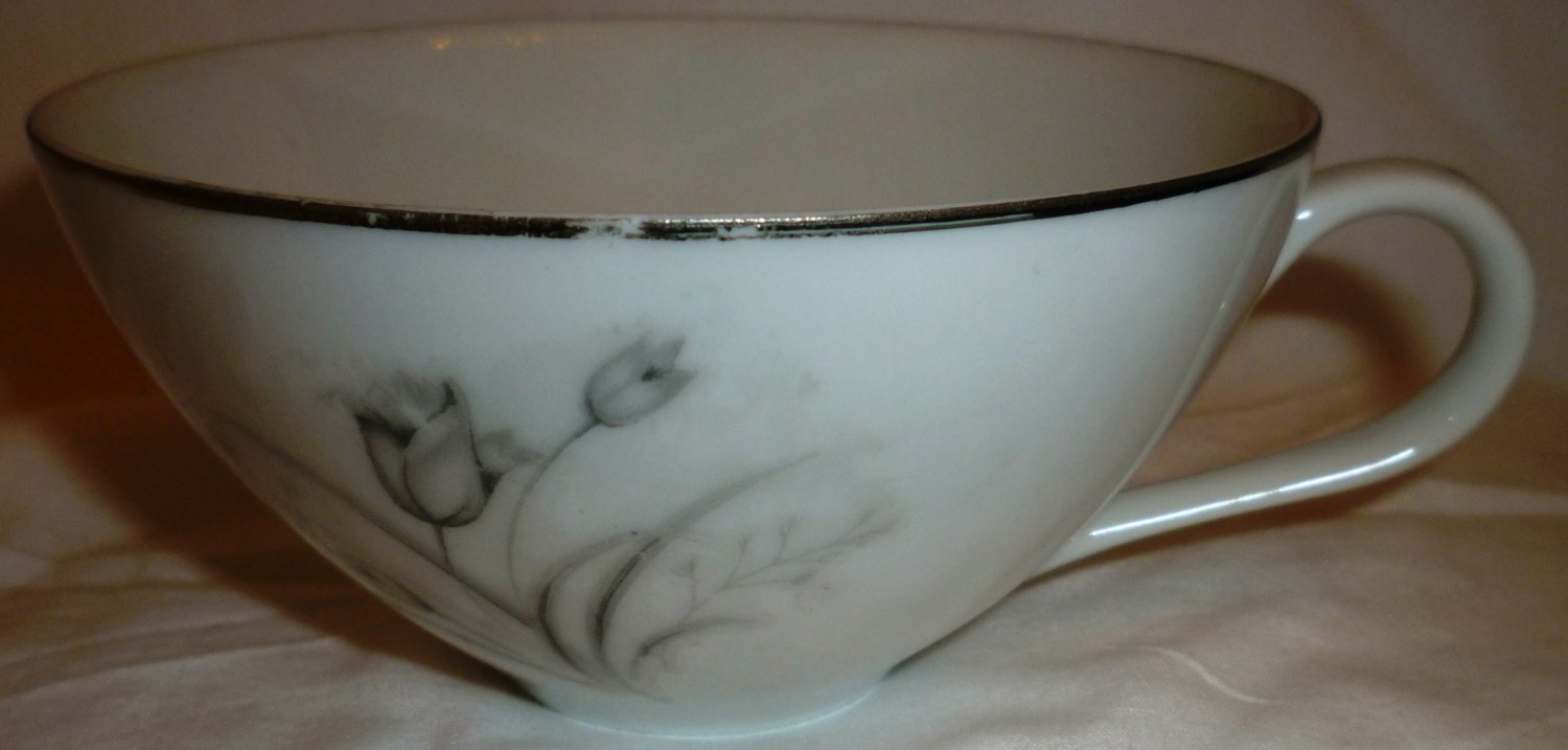 CREATIVE ROYAL ELEGANCE FINE JAPAN PORCELAIN TULIPS COFFEE TEA