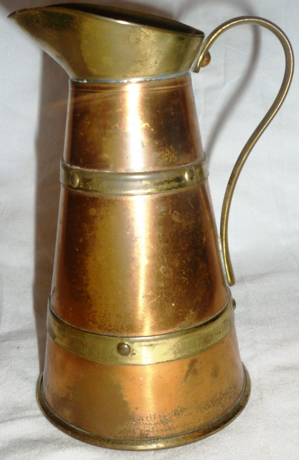 VINTAGE TWO SHADE COPPER PITCHER BRITISH MADE ENGLAND