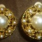 GORGEOUS VINTAGE GOLD FILLED FAUX PEARL BIG CLIP EARRINGS