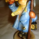 HUMMEL GOEBEL FIGURINE HEAR YE HEAR YE BOY W/HORN BUMBLEBEE TMK-8 GERMANY