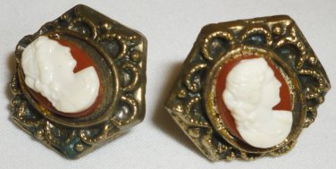 VINTAGE NEMO BRASS CAMEO WHITE ON BURGUNDY SCREW ON EARRINGS