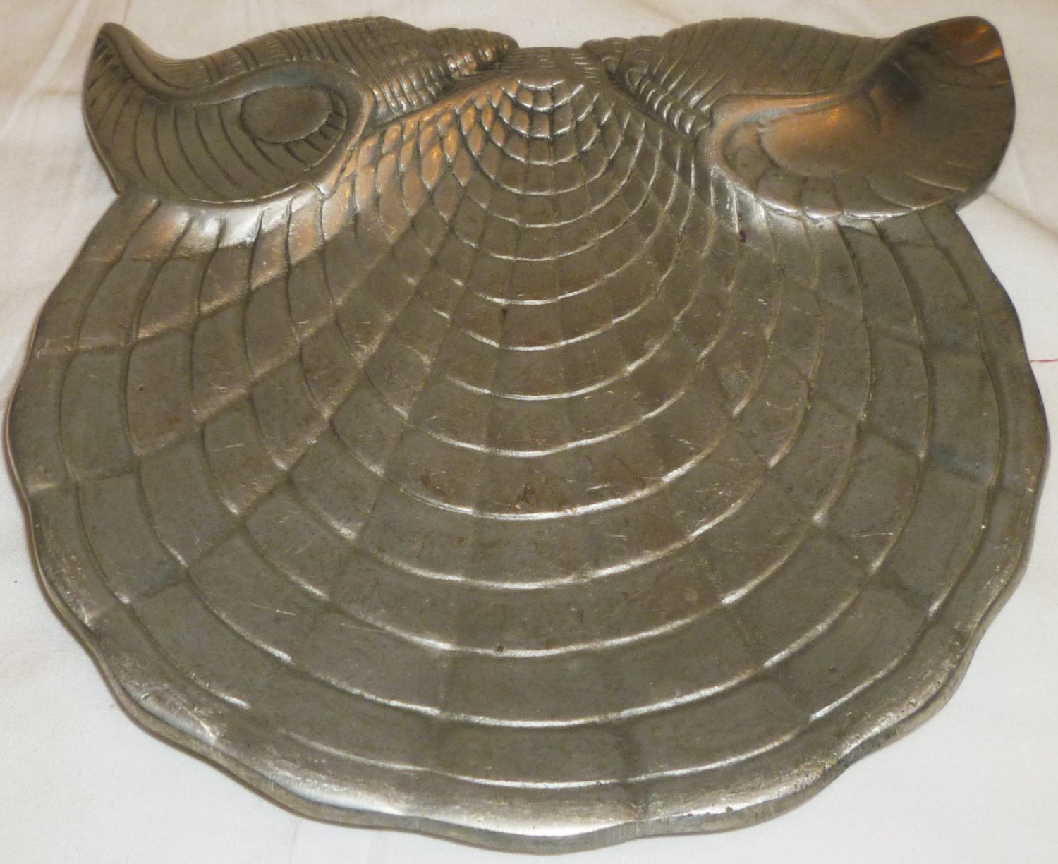 VINTAGE ARTHUR COURT CAST ALUMINUM CHEVRON SHELL CHEESE PLATE PLATTER