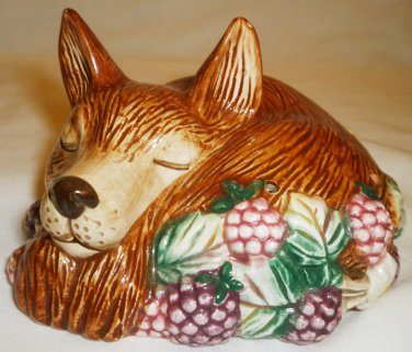 1990 FITZ & FLOYD HANDPAINTED PORCELAIN SLEEPING DOG FIGURINE POMANDER