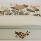 VINTAGE WEDGWOOD OF ETRURIA & BARLASTON UK EASTERN FLOWERS PORCELAIN TRINKET BOX