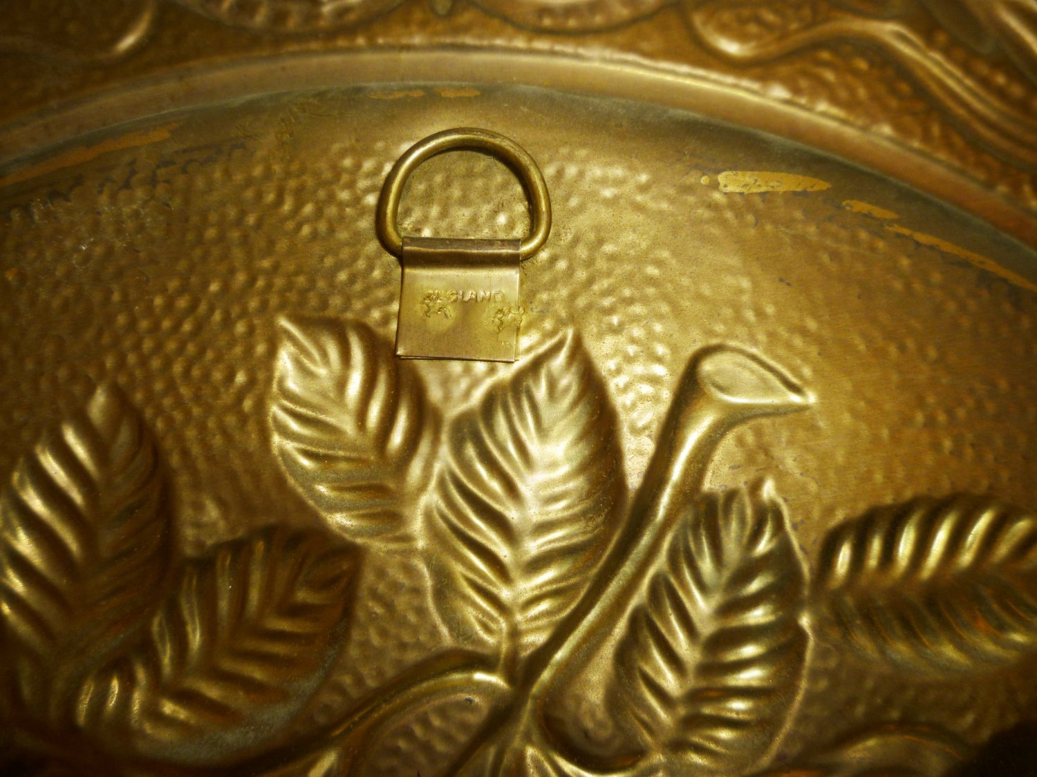 VINTAGE EMBOSSED TIN COPPER WALL HANGING PLATE MADE IN ENGLAND FRUITS