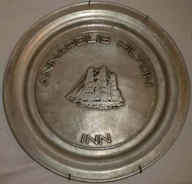 VINTAGE HISTORICAL MEMORABILIA ANNAPOLIS HILTON SAILBOAT WILTON ARMETALE PLATE