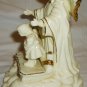 VINTAGE LEFTON WHITE PORCELAIN GUARDIAN ANGEL FIGURINE MUSIC BOX AMAZING GRACE