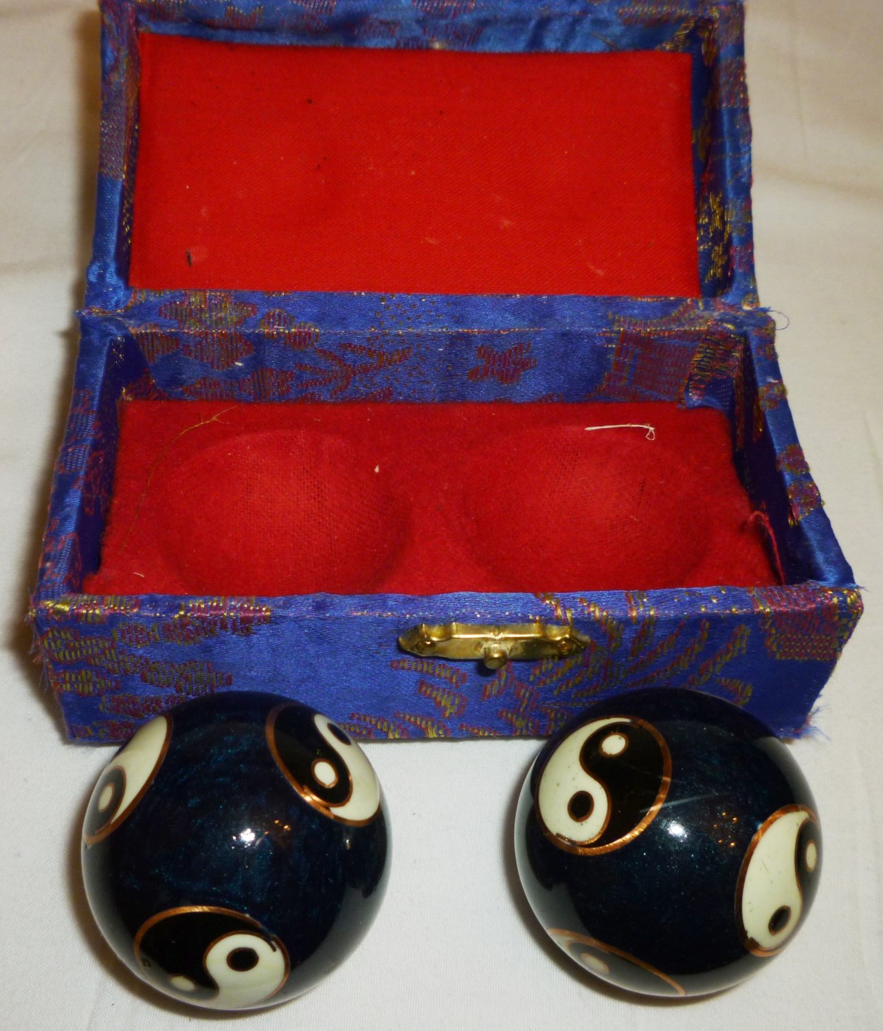 HAND EXERCISE CHINESE BAODING HEALTH BALLS YIN YANG MUSICAL THERAPY STRESS