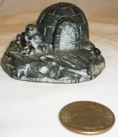 WOLF ORIGINALS CANADA SOAPSTONE FIGURINE ESKIMO IGLOO INUIT