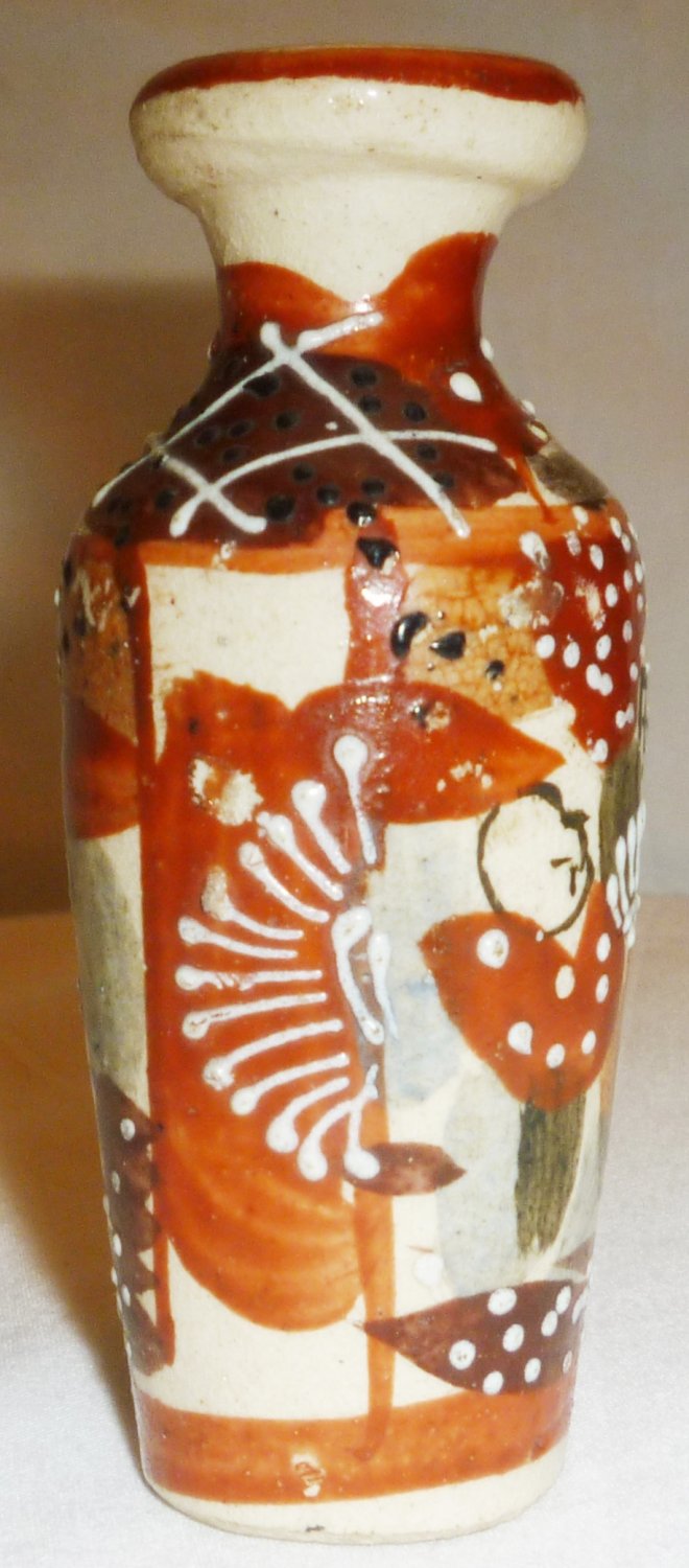 ANTIQUE JAPANESE POTTERY SET OF 2 MINIATURE HANDPAINTED VASES