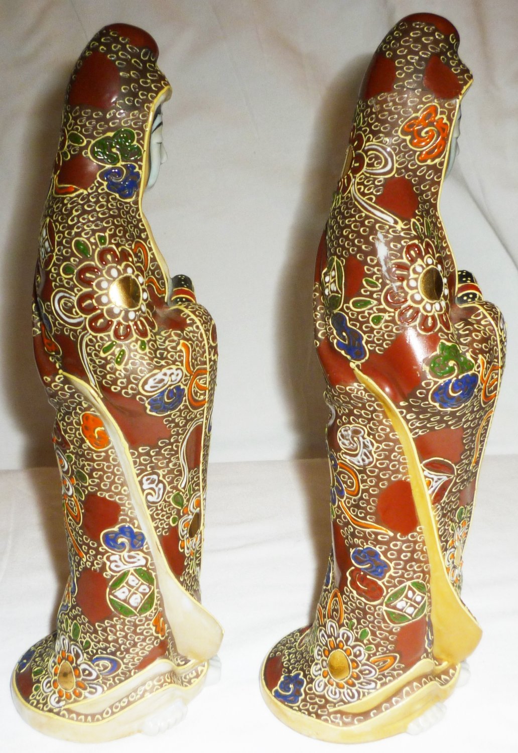 VINTAGE SATSUMA JAPAN PORCELAIN FIGURINE GODDESS KWANNON HINDU WOMAN SET OF 2