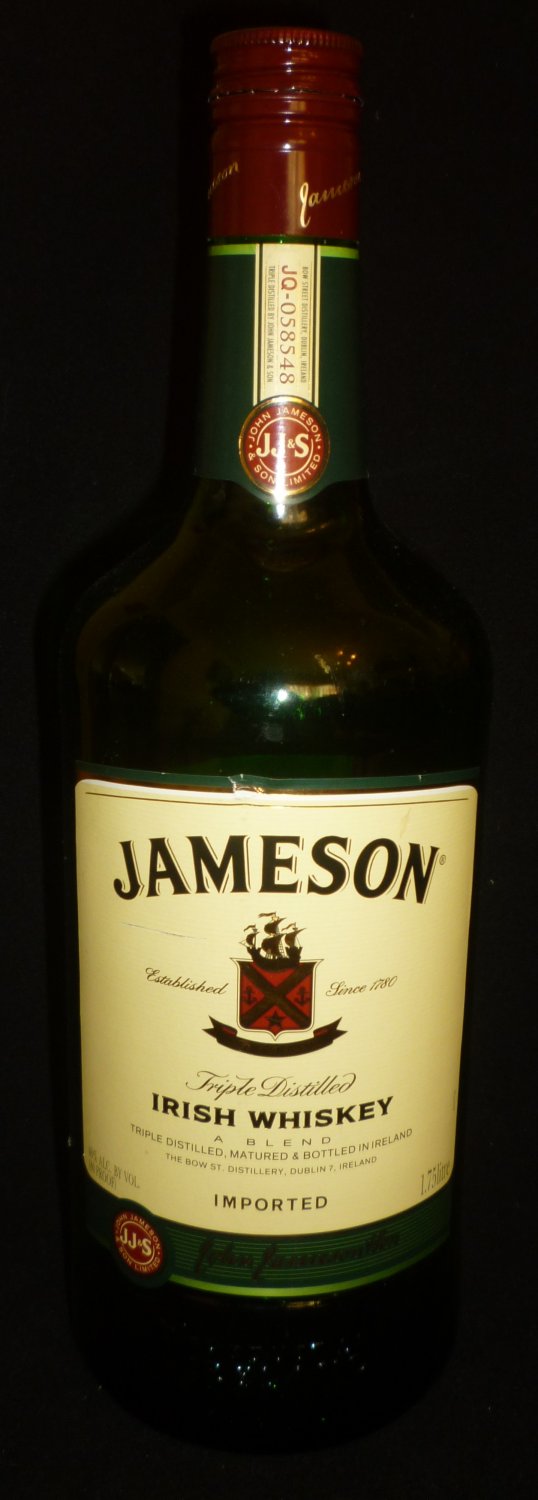 COLLECTIBLE JAMESON IRISH WHISKEY GREEN EMPTY BOTTLE