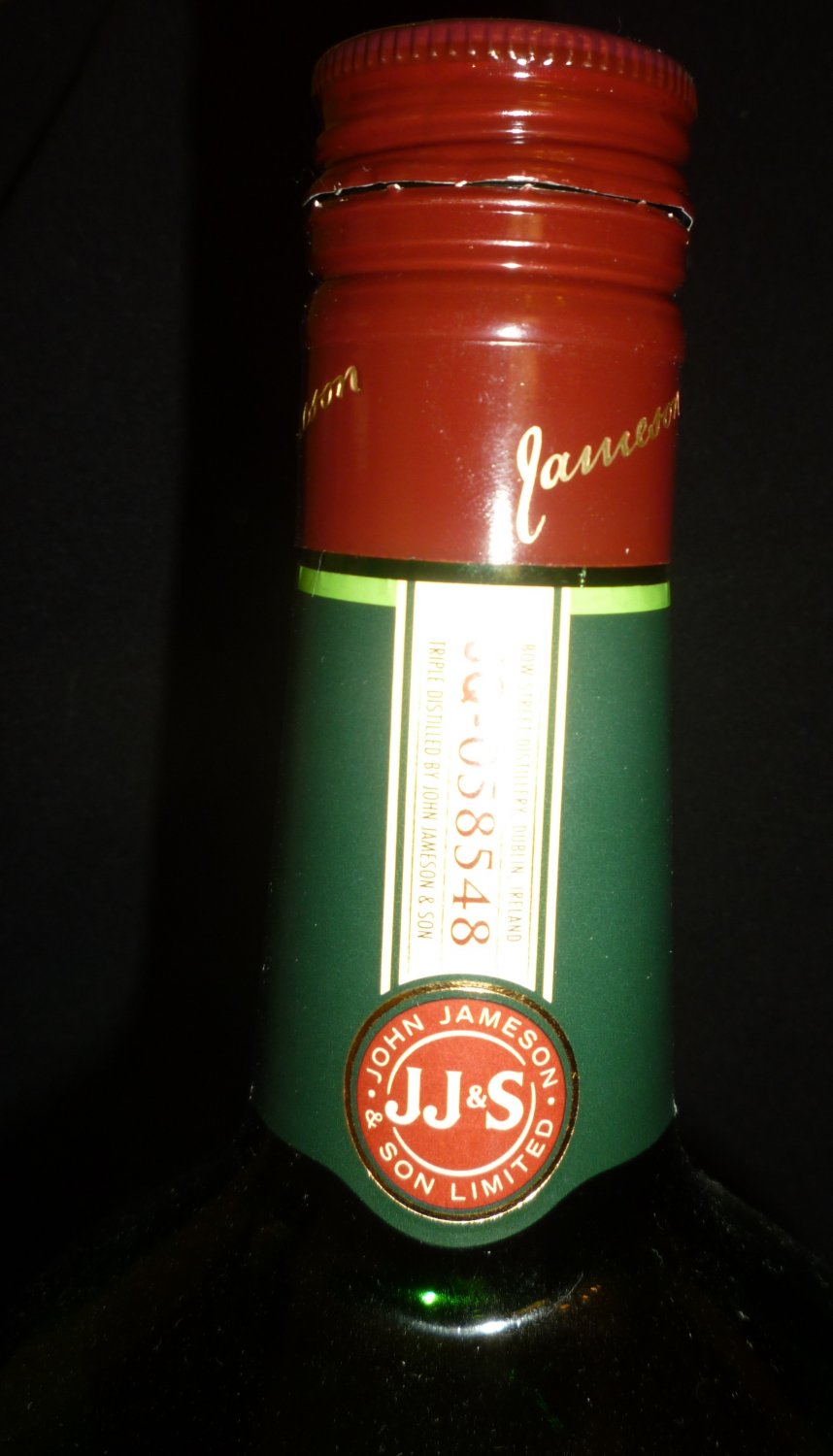 COLLECTIBLE JAMESON IRISH WHISKEY GREEN EMPTY BOTTLE